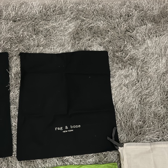 Bundle of empty shoes dust bags - Picture 3 of 6